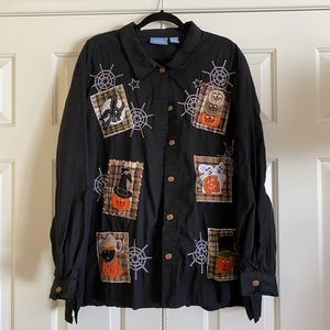 PLUS SIZE Liz&Me Halloween Button Down Blouse